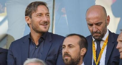 Roma, Totti rinuncia al corso da allenatore e rimanda la sua carriera in panchina