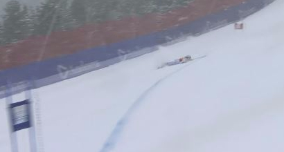 Sci, microfrattura al ginocchio per Lindsey Vonn: "Ma vedrò se gareggiare"