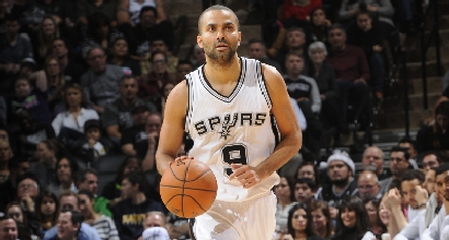 Nba: Parker si riprende gli Spurs, Harden da urlo Nba: Parker si riprende gli Spurs, Harden da urlo