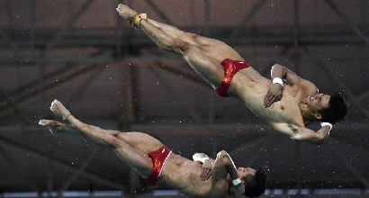 TUFFI SINCRO PIATTAFORMA 10M: DOMINIO CINA