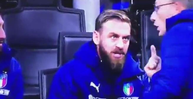 Italia, furia De Rossi contro la panchina: "Che entro io? Dobbiamo vincere"