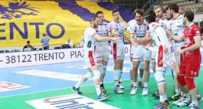 Volley, playoff SuperLega: Trento soffre ma va in semifinale