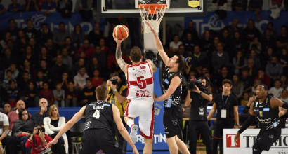Basket, Serie A: Milano passa a Trento, Reggio Emilia interrompe il digiuno