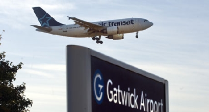 Allarme a Gatwick, c'è anche Rea: "Cosa sta succedendo al mondo?"