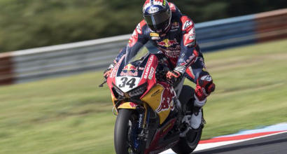 Superbike, Giugliano sulla Honda a Magny-Cours e Losail