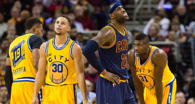 Nba, è ancora Steph Curry contro LeBron James