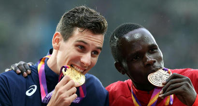 Atletica, Bosse e le foto del viso sfigurato: vendute per beneficenza