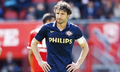 van Bommel, AFP van Bommel, AFP