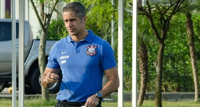 Vice di Mancini trovato: ecco Sylvinho Vice di Mancini trovato: ecco Sylvinho