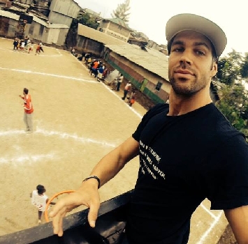 Slums Dunk: Bruno Cerella porta il basket in Africa Slums Dunk: Bruno Cerella porta il basket in Africa