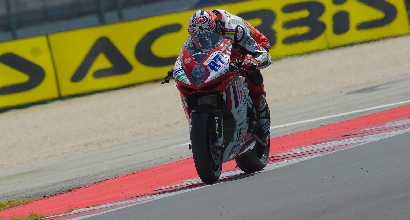Supersport, Misano: Cluzel vince, Zanetti sul podio. Festa MV Agusta