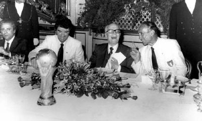 L'Italia piange Enzo Bearzot L'Italia piange Enzo Bearzot