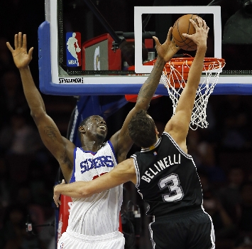 Nba, Belinelli fa una schiacciata da urlo Nba, Belinelli fa una schiacciata da urlo