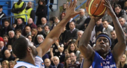 foto pallacanestrocantu.com foto pallacanestrocantu.com