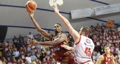 Basket, Serie A1 quarti playoff 2017 gara-1: troppa Avellino, Reggio Emilia annichilita