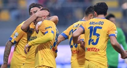 Serie B: il Frosinone aggancia la vetta, esulta anche il Brescia