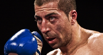 Boxe: Dieli vs. Warrington su Italia 1 Boxe: Dieli vs. Warrington su Italia 1
