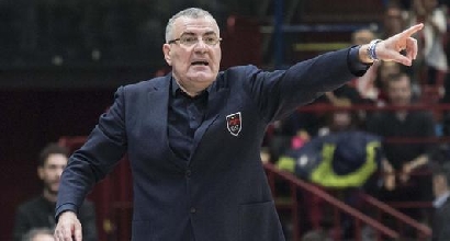 Serie A: Milano crolla, Reggio Emilia si avvicina