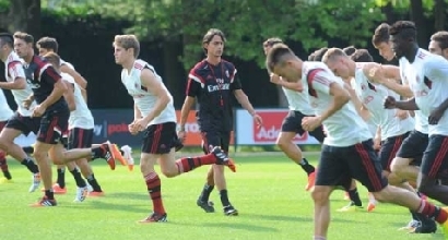 Milan, Pippo Inzaghi presenta il suo staff Milan, Pippo Inzaghi presenta il suo staff