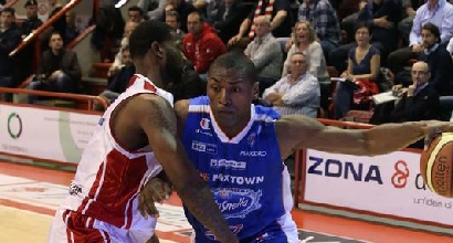 Nba: Metta World Peace torna ai Lakers