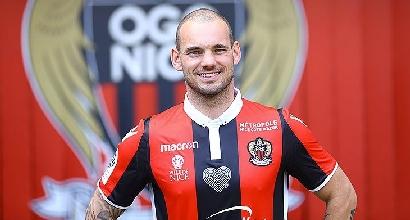 Nizza, Sneijder si presenta: "Occhio Napoli, noi ci crediamo"