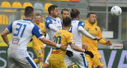 Serie B: il Frosinone vola in vetta, la Cremonese va ko