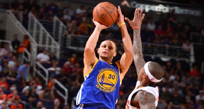 Nba: cadono i Warriors, Bryant risolleva i Lakers Nba: cadono i Warriors, Bryant risolleva i Lakers