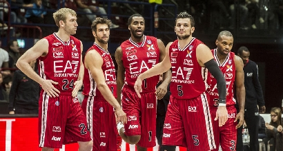 Basket, Serie A: Milano non si ferma, Bologna stesa