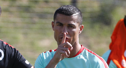 Il Real a Ronaldo: "Resta. Ma la multa da 30 milioni non la paghiamo noi"