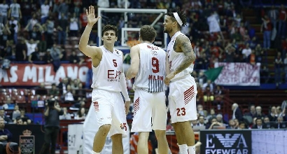Basket, Serie A: Bologna ai playoff, Cantù quasi Basket, Serie A: Bologna ai playoff, Cantù quasi