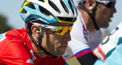 Vuelta: Vincenzo Nibali cede la maglia rossa per 3" Vuelta: Vincenzo Nibali cede la maglia rossa per 3"