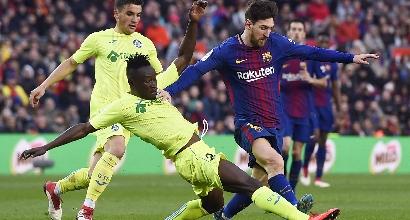 Liga: il Barcellona frena, tris del Valencia al Levante