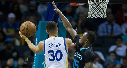 Nba: Gallinari si arrende a Gasol, Warriors spaventosi