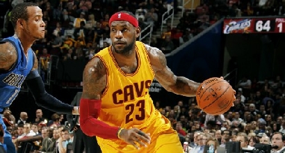 LeBron James di nuovo papà: è nata Zhuri LeBron James di nuovo papà: è nata Zhuri