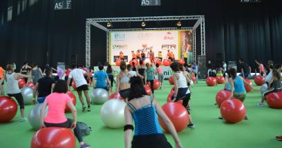 Real-Ball Fitness: allenarsi a tempo di musica rimbalzando su una sfera