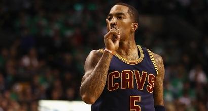 Playoff Nba: i Cleveland Cavaliers in finale contro Golden State
