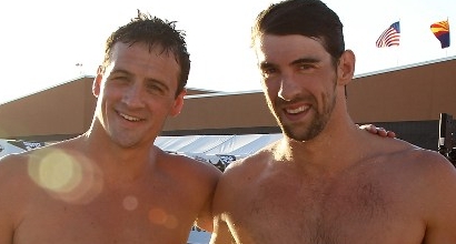 Phelps e Lochte, foto AFP Phelps e Lochte, foto AFP