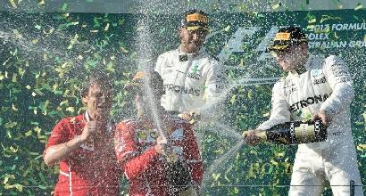 Mercedes, Hamilton: "Abbiamo un problema con le gomme"