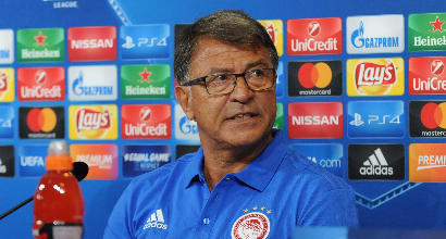Olympiacos, il tecnico: "Una sorpresa per la Juve"