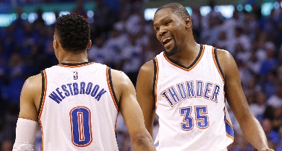 Nba, playoff: i Thunder dominano gara 3, Warriors annientati