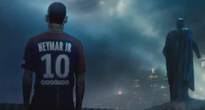 Psg, i fenomeni ora diventano supereroi: il video