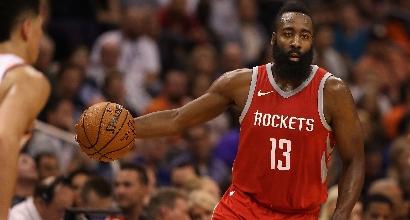Nba: Houston da record con Paul, Boston ancora ko