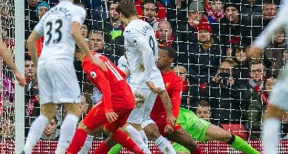 Premier League: Liverpool-Swansea 2-3, il regalo di Llorente per Conte
