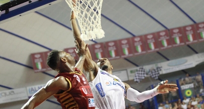 Basket, Serie A Playoff: Trento risponde a Venezia, serie sul 2-2