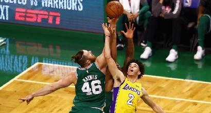 Basket, Nba: Golden State dilaga contro Minnesota, decimo successo per Boston