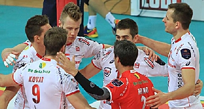 Volley, A1: Piacenza cade, parte bene Macerata Volley, A1: Piacenza cade, parte bene Macerata