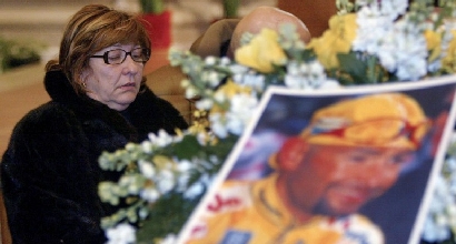 Pantani, la mamma: "16 anni fa il Tour, ora caso riaperto" Pantani, la mamma: "16 anni fa il Tour, ora caso riaperto"