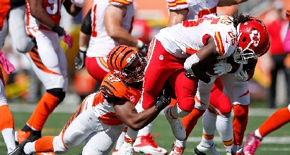 Nfl: volano i Bengals e Broncos, cade Arizona