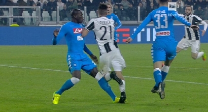 NETTO IL RIGORE DI KOULIBALY SU DYBALA