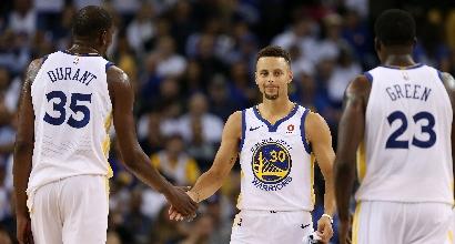 Nba: serata di sorprese. Perdono Golden State, Cleveland e Oklahoma